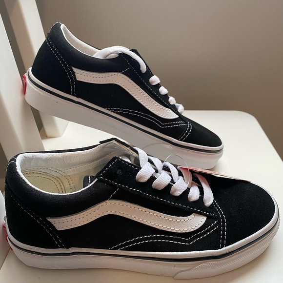 (New) Kids Vans Size 1.0 Black/True White - Picture 6 of 9